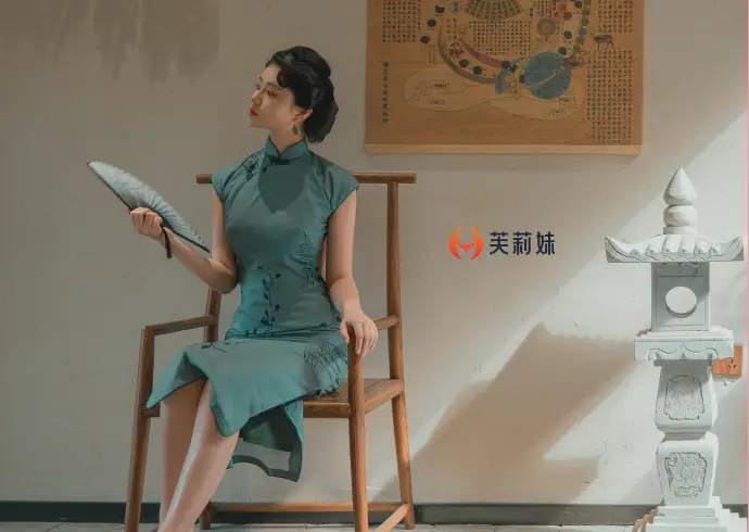 年年：《海上花》写真质感拉满，走进《色戒》既视感～-芙莉妹